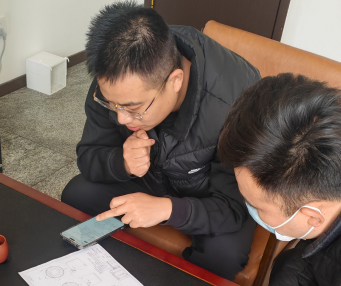 হংজিফেং প্রযুক্তি দল আবারও গ্রাহকদের কাছ থেকে উচ্চ প্রশংসা পেয়েছে।